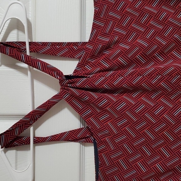 Banana Replubic Women's Red Print Twist Neck Halter Top Size Small - Picture 2 of 12